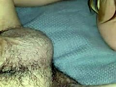 Blonde MILF enjoys anal pleasure