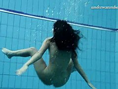 Zhanettas underwater striptease: Wet and Wild