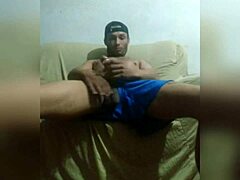 Roludos solo webcam show for beginners