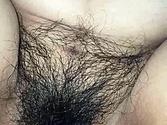 Hairy Latina babe gets wet