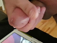 Gay Amateur's Cum Tribute: rmcmex13