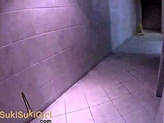 Steamy Asian couples' bathroom action