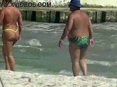 Yo enseño públicamente como Helena Price