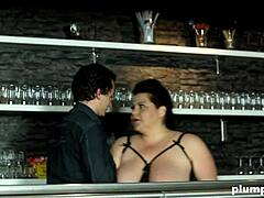 Oh man, ik bedoel, deze dikke ervaren Europese BBW domineerde totaal mijn magere jonge 18+ kont met haar strap-on, het was intense femdom facesitting fetisj spul