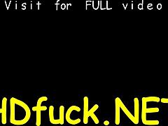 Entzückende 18+ Schönheit leckt und reitet den harten Schwanz spielerisch!