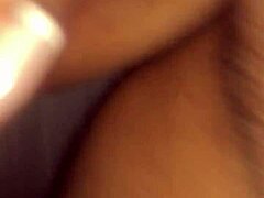 Amateur pussy eating