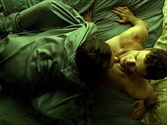 Gadis seksi ni dapat fuck hardcore dari kawan dia, akhirnya penuh air mani sementara girlfriend dia tengok