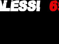 Comiendo el coño de mi mejor amiga hasta orgasmo salvaje