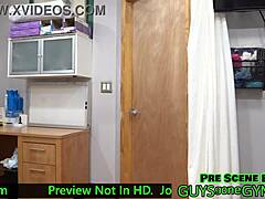 bts עירום של אנג'ל רמירז עם אחיות עירומות בבדיקה בבית חולים