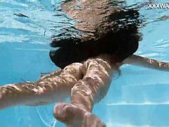 OMG、ラナ・レラニと仕事するなんて信じられない、18+ポルノスターが公共で超エロい！