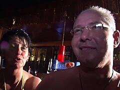 Ich bin total überwältigt von all den Deutschen beim Swingen mit mehr als vier Leuten in wildem Sex