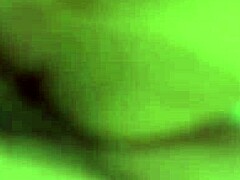 Csintalan szomszéd amatőr Roselynn mélyen érzi a punciban, mielőtt seggdugják POV-ban