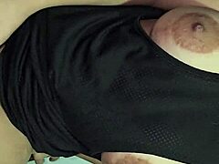 Waouh, Latinas mûres aux gros seins éjaculent sur ma bite !