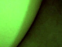 Jag älskar när min styvbror knullar mig doggystyle som Kimmy Granger