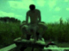 Vonku dobrodružstvo s Nathalie Kitten zahŕňajúce zábavné aktivity