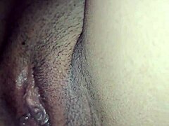 Fucking in the car like amateurs do