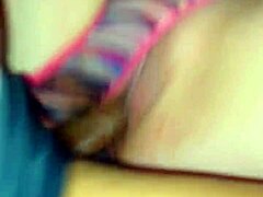 О блин, этот красочный стриптиз приводит к разорванной одежде для монстра BBC кремпай траха с кончой