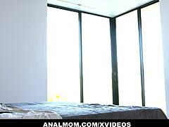 Świeżo Rozwiedziona MILF London River Zanurza Się w Analnej Uczcie. Jeździ, Rozciąga i Kocha Każdy Intensywny Moment!