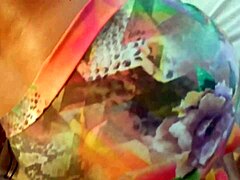 házas szépség Karina és Lucas bemutatják tökéletes természetes görbéiket