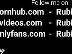 เขาเย็ดฉันสไตล์หมาในกางเกงยิมและเสร็จข้างใน