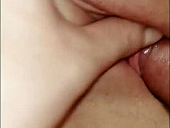 I follo a compa�era del trabajo que es muy caliente