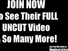 Teen i uniform får hardcore oral fra lærer i klasseværelse