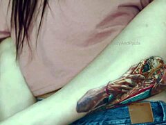 Η αδερφή του φίλου μου με σαγήνευσε στο σπίτι της!