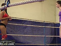 Euro leszbikusok BIRKÓZNAK és NYALJÁK a puncit!