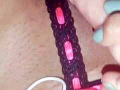 Colombian amateur cums with two cocks