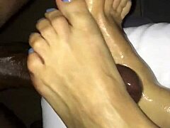 Sultry Latina MILF foot worship