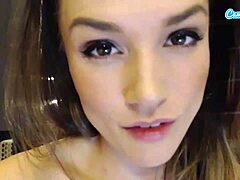 Why Watch Nikki Benz As Milf Babe Masturbating On Camsoda?