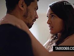 Vreemdgaande vrouw Katrina Colt neukt stiefbroer 😈