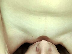 Intensiiviset top 8 facesitting ja rimjob orgasmia ajellulta amatööri-kokoelmasta!