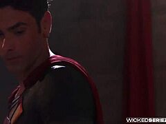 Skin Diamond dalam Parodi Man of Steel dengan Kontol Monster