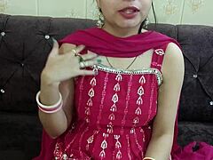 Hej devar ji, vil du slikke og kneppe mig doggystyle til valentins?