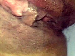 Raquel Shows Her Conchita. 😘