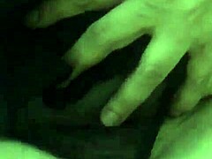 madura caliente enjoys a relaxing solo session