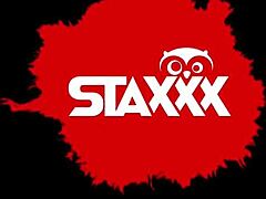 Loira Peituda Regina Ice Anseia Por Dupla Penetração