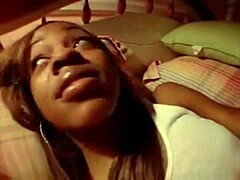 В церкви женщины испытывают грубый БДСМ с мокрой межрасовой мастурбацией и шлепками раба по дырочкам киски в потном экстазе