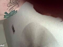 mandeezy4u2 fucks so good brunette amateur