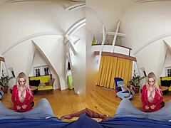 Bionda VR 328 con tette enormi piegata e cavalca cowgirl in lingerie. Scopa hardcore in calze! 😈