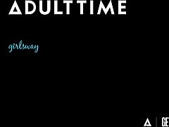 Prirodna Whitney Wright dostiže intenzivan orgazam trljanjem klitorisa u close-up solo masturbaciji intervju puna scena