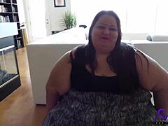 Что за SSBBW-апплбомб в этом кастинговом интервью