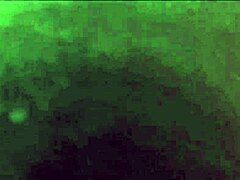 Γιατί αυτός ο ερωτικός γέρος λαχταρά μαύρο κώλο και πούτσα;