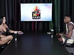 N�o Gosta de Um Beijo Grego Corta Seu Tes�o e Seu Fetiche � Ficar Amarrado Vendo Duas Mulheres Se Pegando - Will Mastro Sheer Red