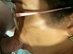 Coroa Putona Chupando Minha Pica