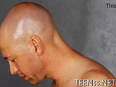 Teeny tiny 18+ nubiler i spændende porn action