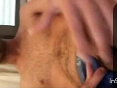 मैं इस हॉट गाय को वीडियो कॉल पर कम कराना पसंद करता हूं चब्बी अरब बीबीडब्ल्यू के रूप में