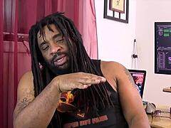 Poizon Ivy Makes His Small Cock Sloppy Wet in Hd