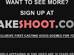 Oh uomo, questa tipa ceca con culo fantastico mi cavalca il cazzo durante il colloquio di casting